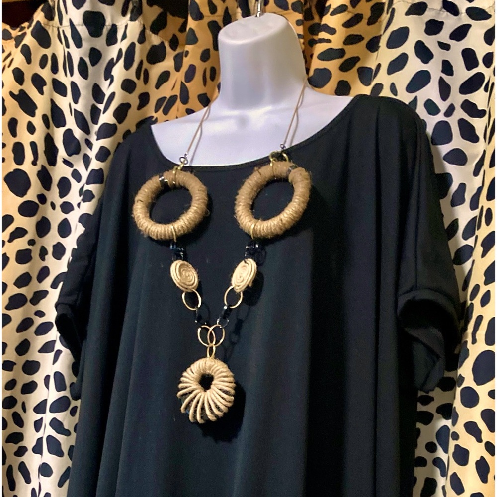 Naturalista neckwear